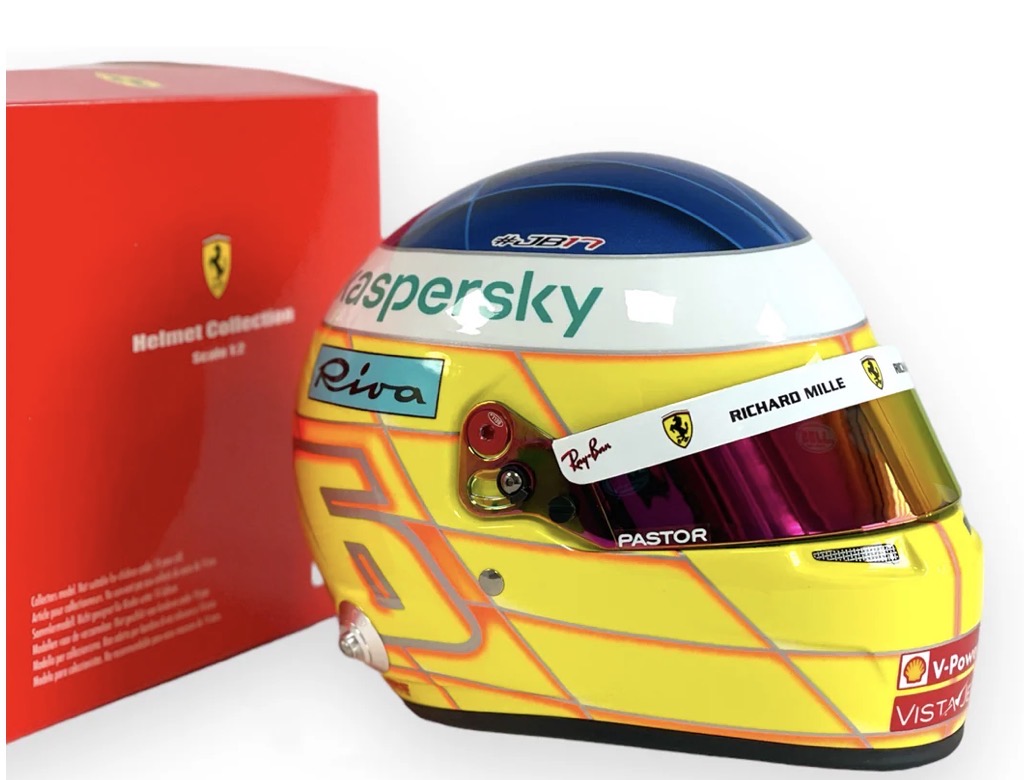 Casco escala 1:2 Ferrari GP Francia 2021