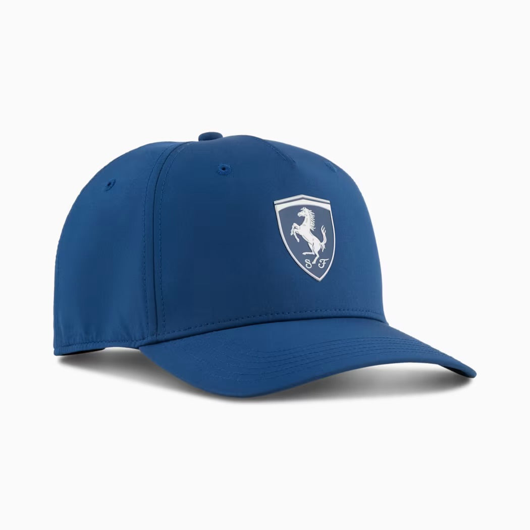Gorra Ferrari azul marino 2025
